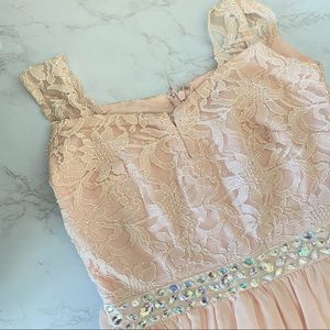 NWOT Dancing Queen _ XS Prom Dress_ light pink_ pearls_ blush